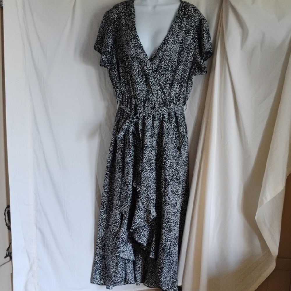 Dress With Tie Belt High Low